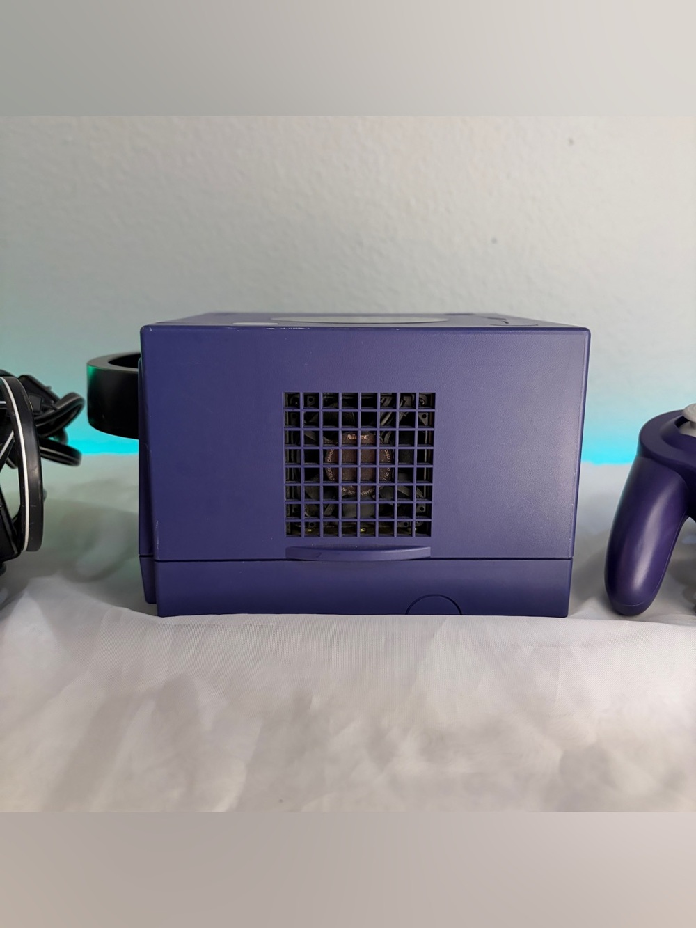 Nintendo GameCube Purple Console Bundle Controllers Power/AV Cables Tested Works - Picture 11 of 16